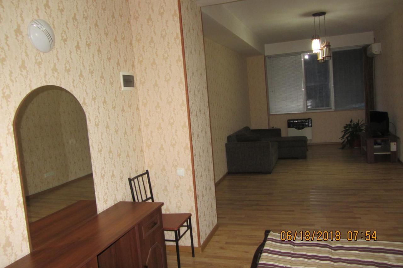 Flat For Rent Tbilisi Exterior photo