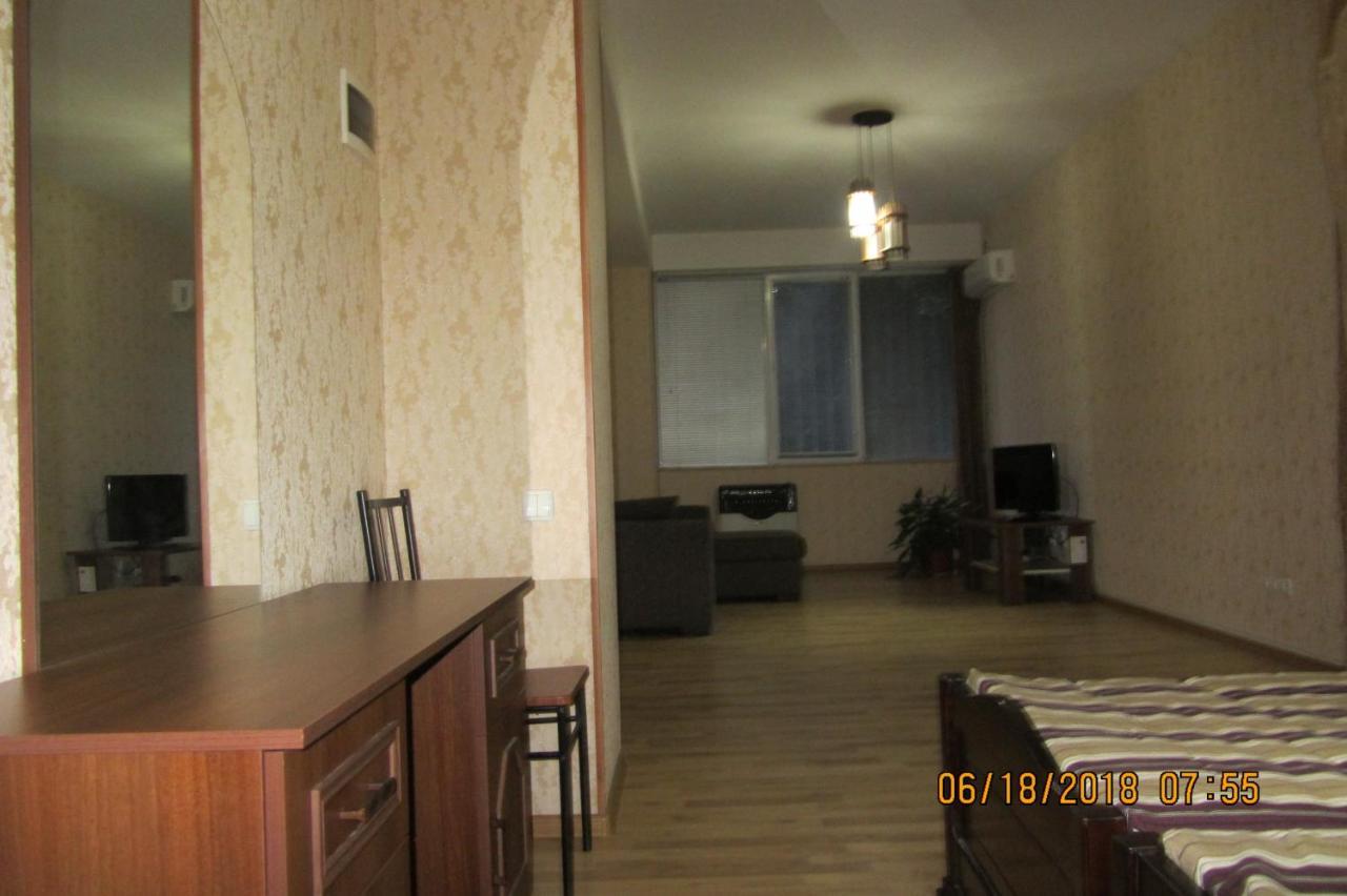 Flat For Rent Tbilisi Exterior photo