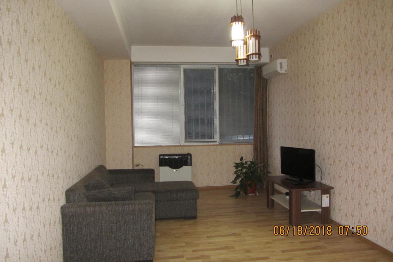 Flat For Rent Tbilisi Exterior photo